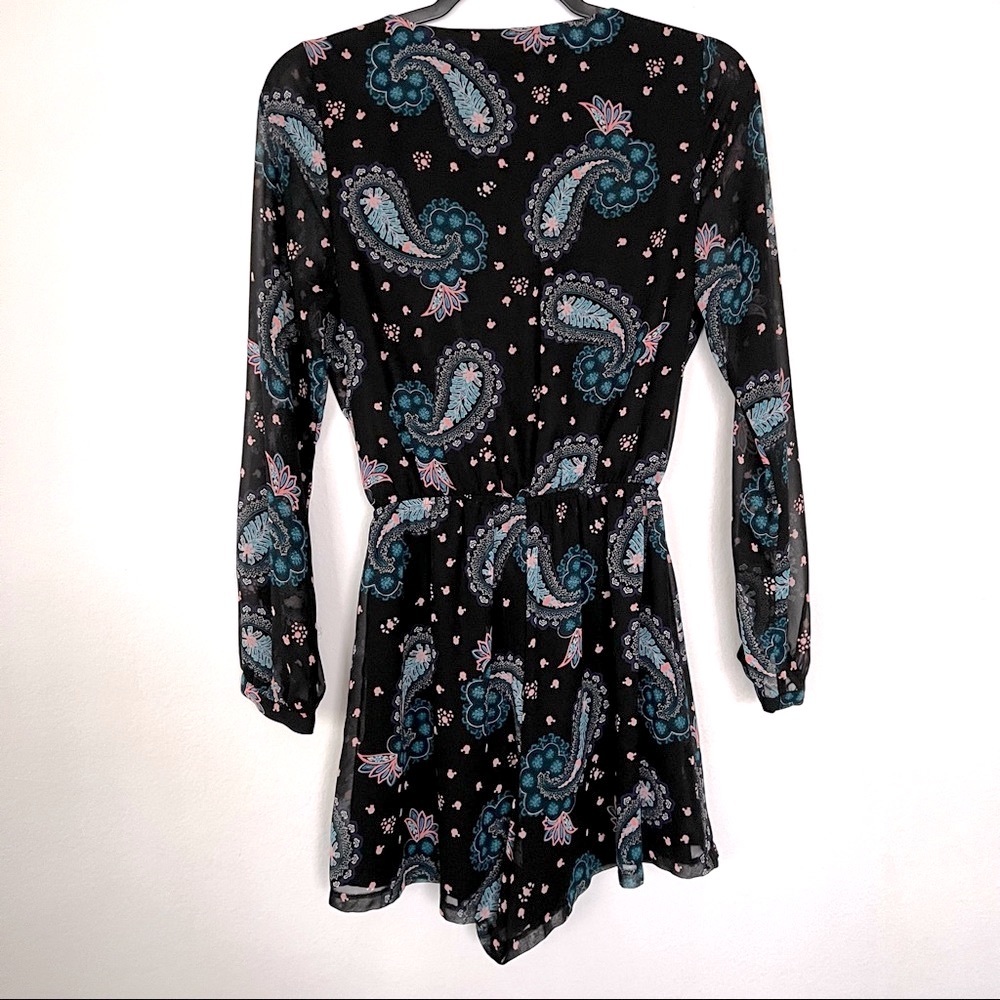 EXPRESS FLORAL ROMPER - Picture 2 of 9